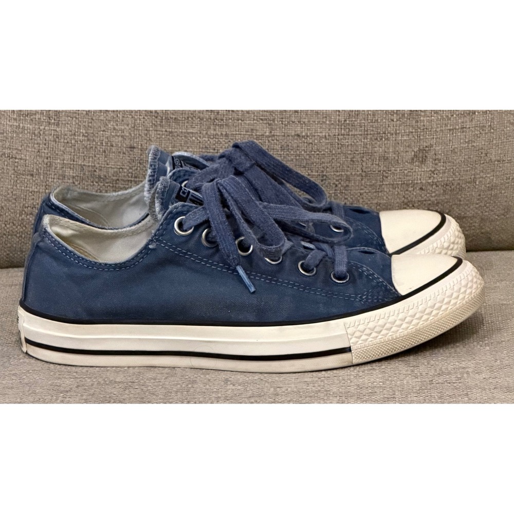 Converse Chuck Taylor Women's sz 7 All Star Low Top Blue Denim Sneakers
